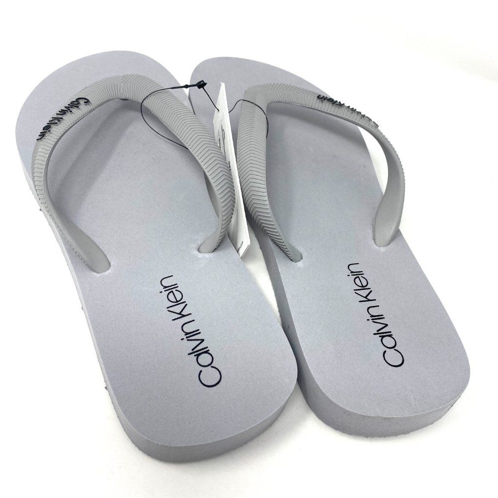 đź’–MEGA SALEđź’–Calvin Klein Men's CMHALLEY-Z Smooth Halley Flip Flop Sandal Gray - Picture 5 of 8